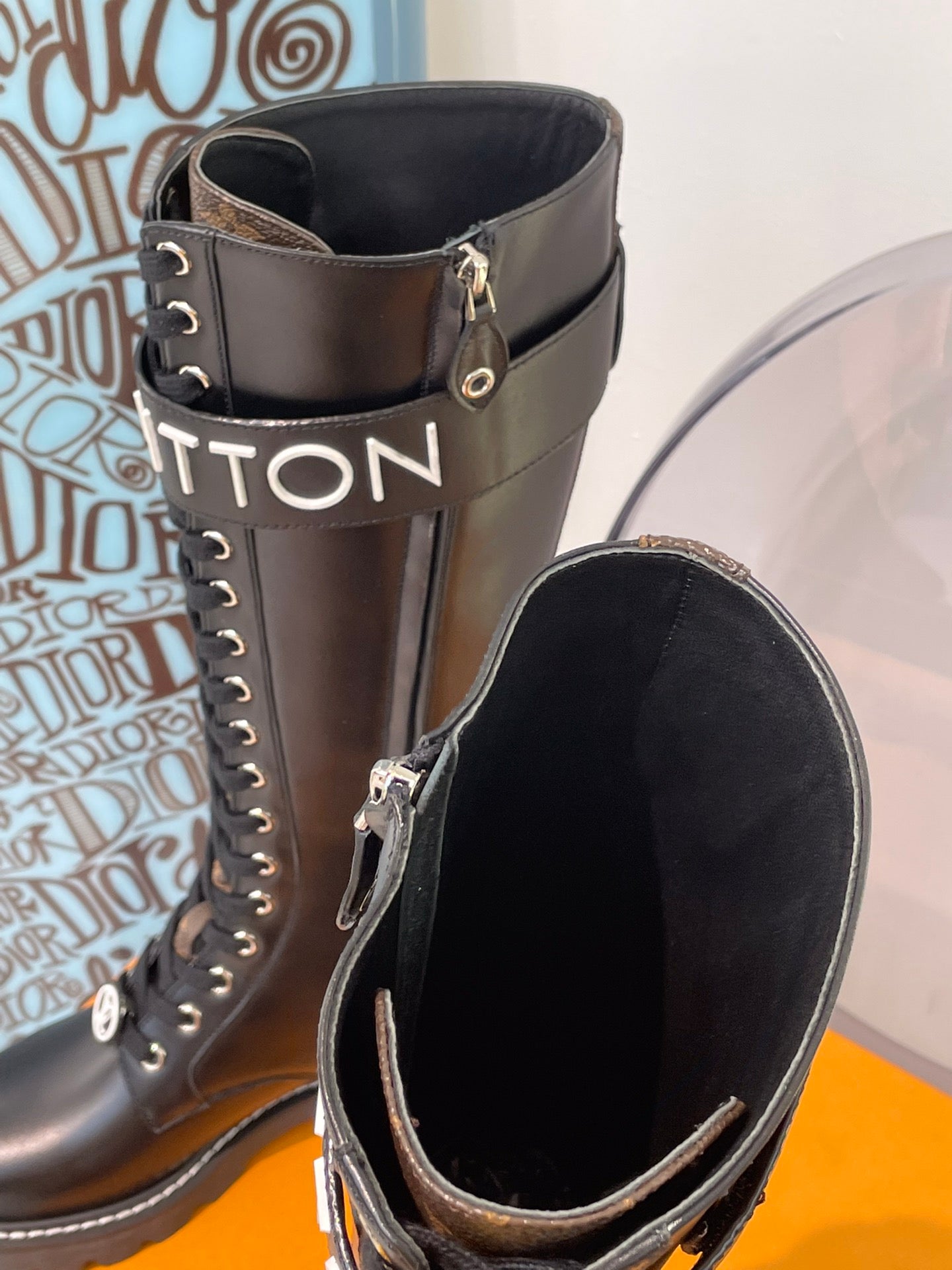 LU Boots  2 Color 's