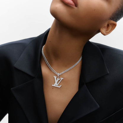 LU  Necklace