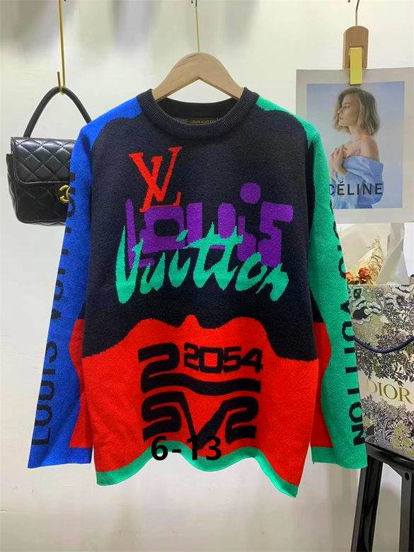 LU  Sweater