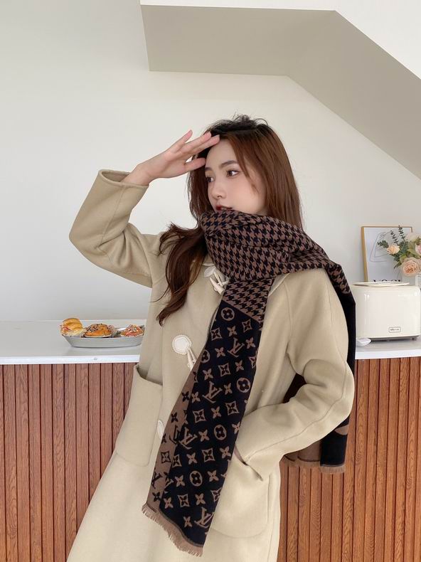 LU Scarf Monogram 2 Color 's
