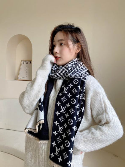 LU Scarf Monogram 2 Color 's