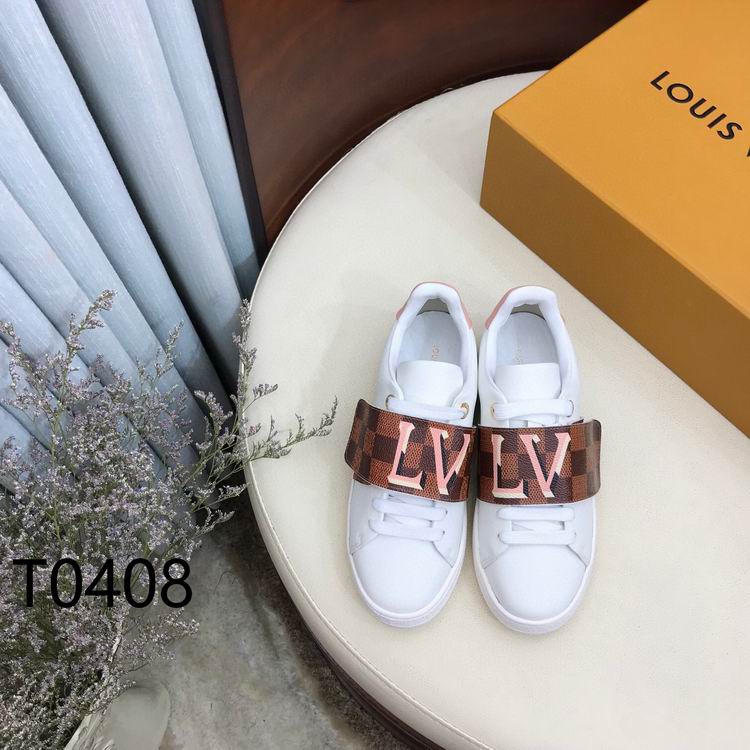 LU Run Away  Sneakers