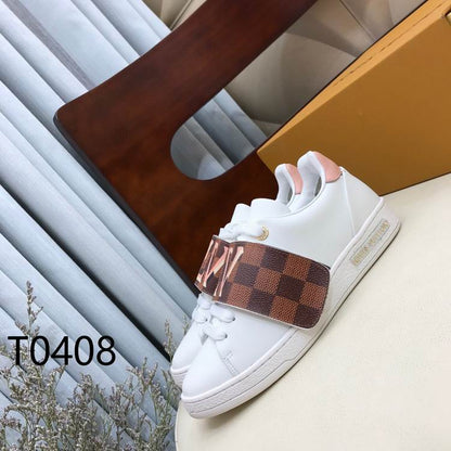 LU Run Away  Sneakers