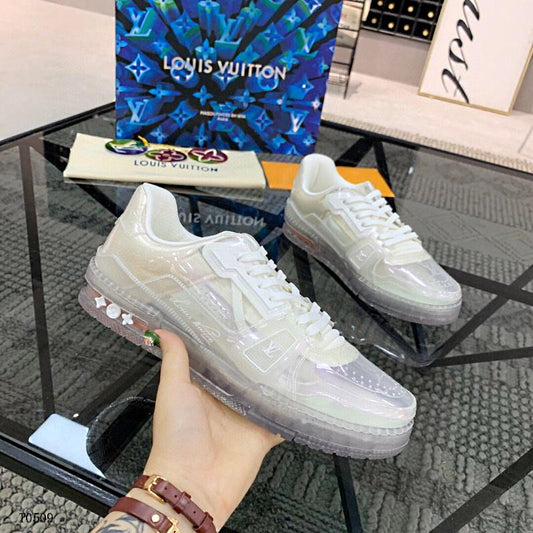 LU Sneakers Clear Upper