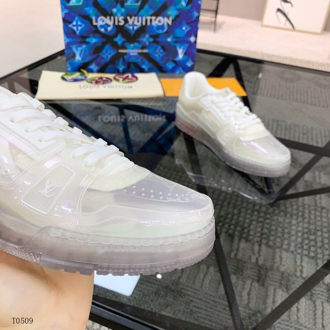 LU Sneakers Clear Upper