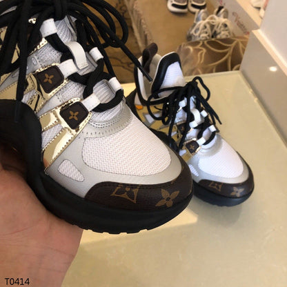 LU Sneakers Arch
