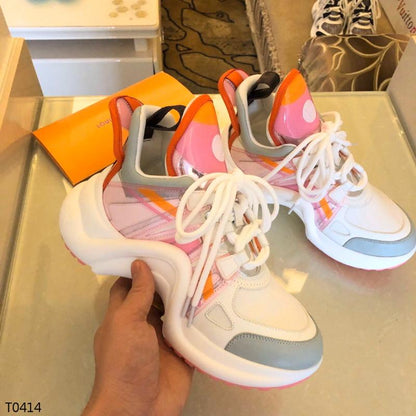 LU  Sneakers Arch