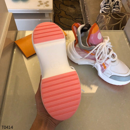 LU  Sneakers Arch