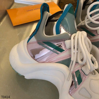LU Sneakers Arch
