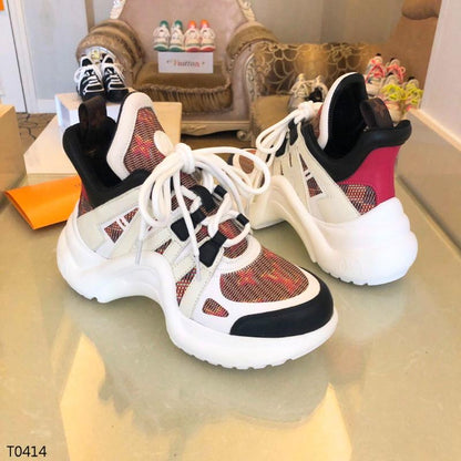 LU Sneakers Arch