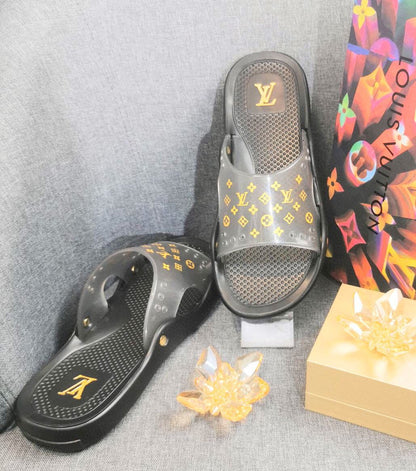 LU Slippers