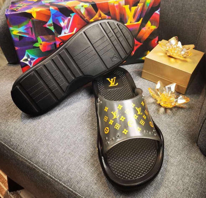 LU Slippers