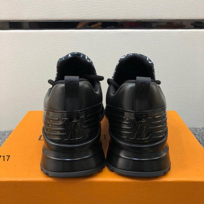 LU Sneakers Black