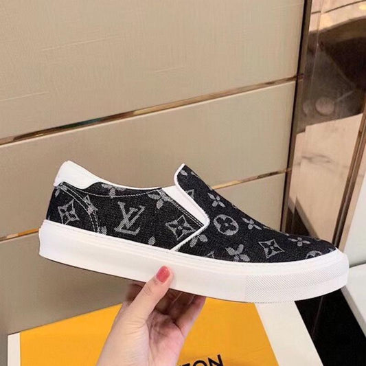 LU Sneakers Slip On