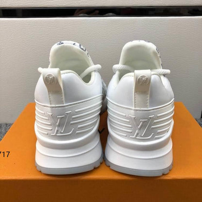LU Sneakers White