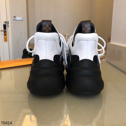 LU Sneakers Arch