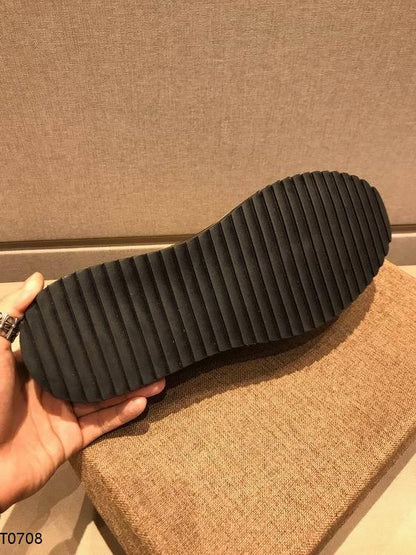 LU  Slippers Flip Flop Red