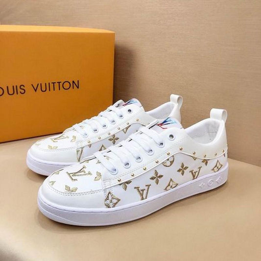 LU Sneakers