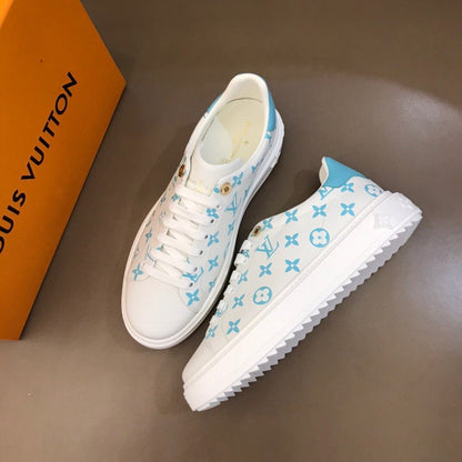 LU Sneakers