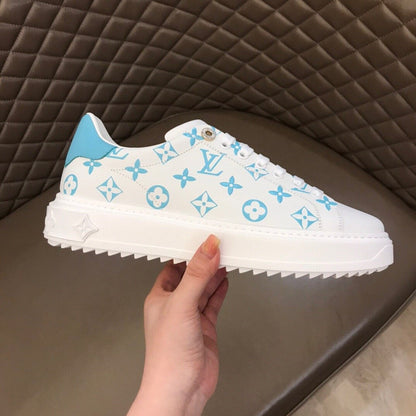 LU Sneakers