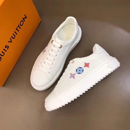 LU Sneakers