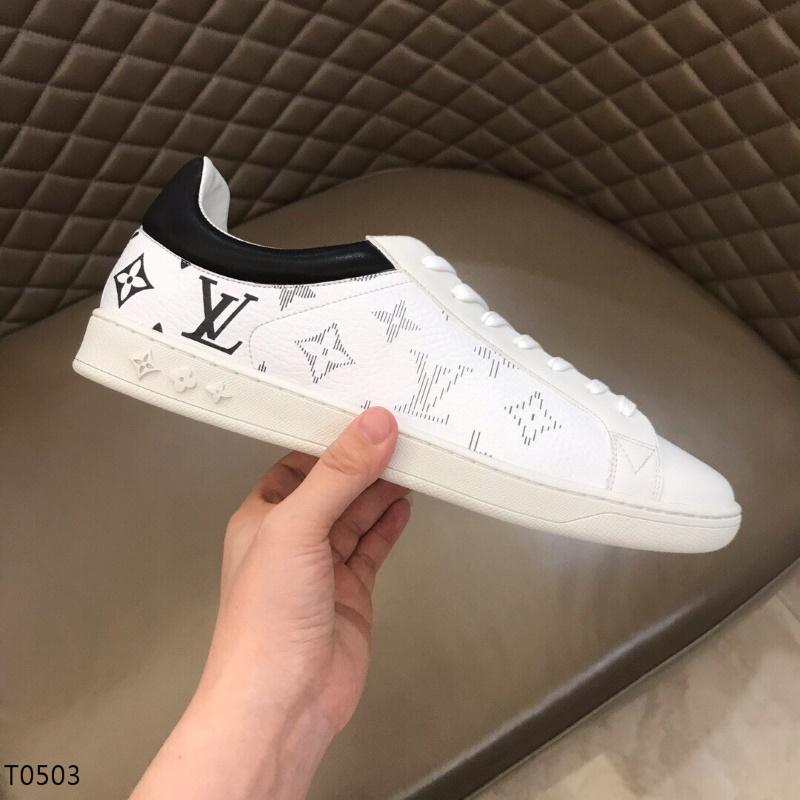LU  Sneakers