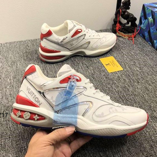 LU Sneakers