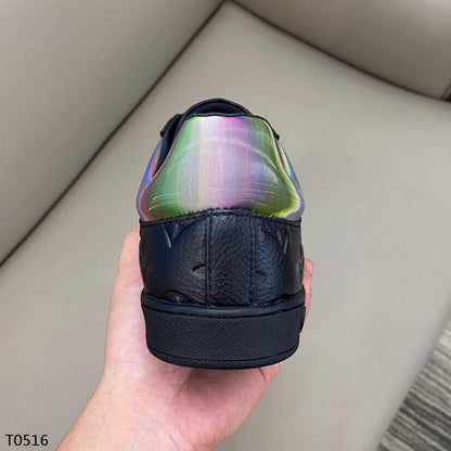 LU Sneakers