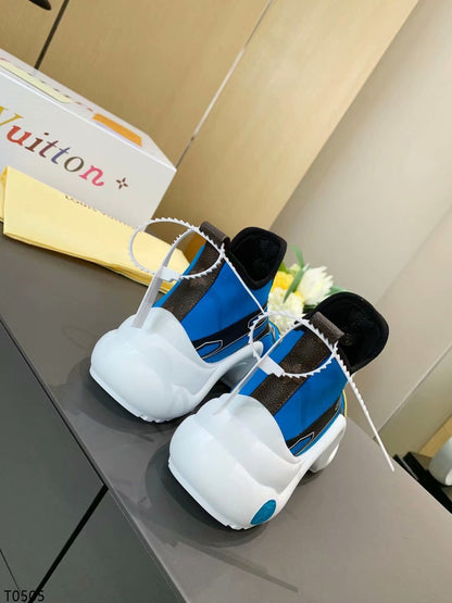 LU Sneakers Arch