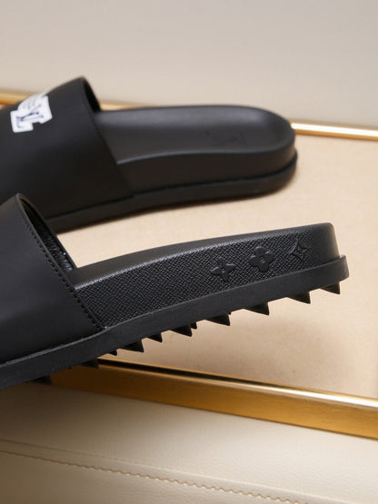 LU Slippers Sliders