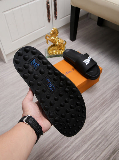 LU Slippers Sliders