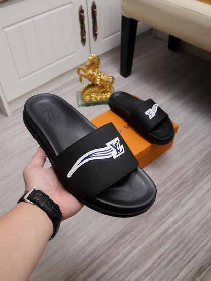 LU Slippers Sliders
