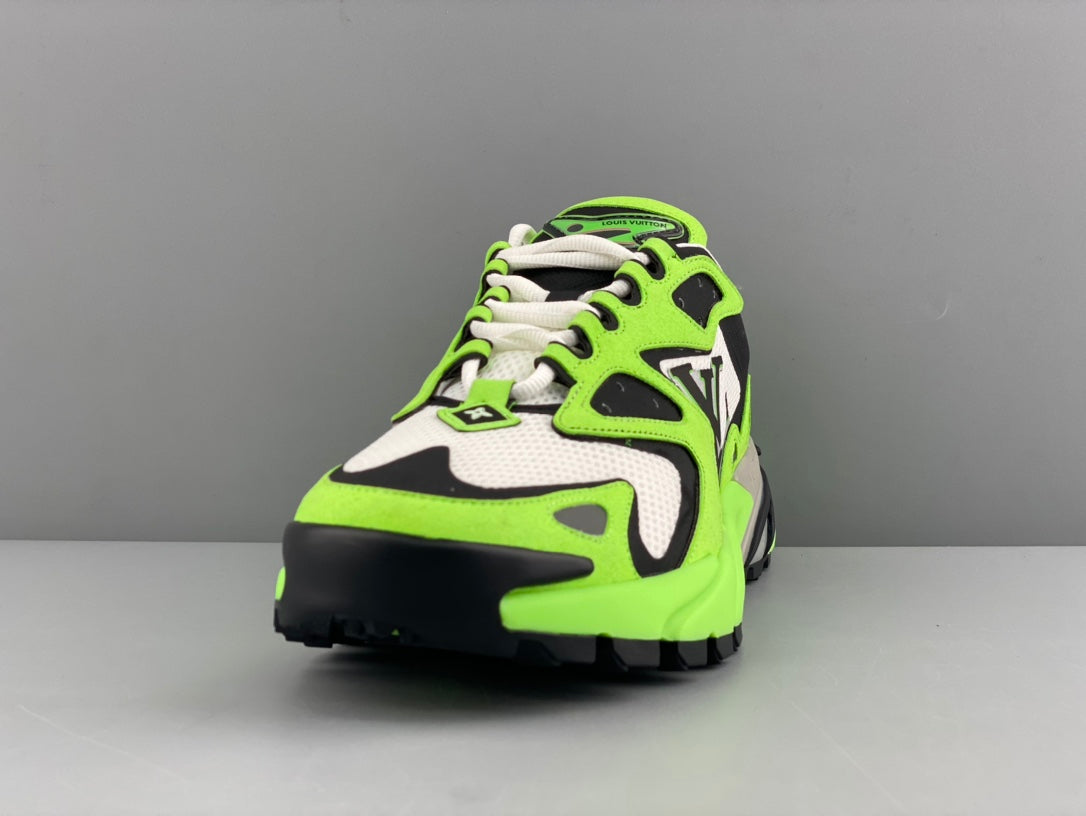 LU  Sneakers Runner