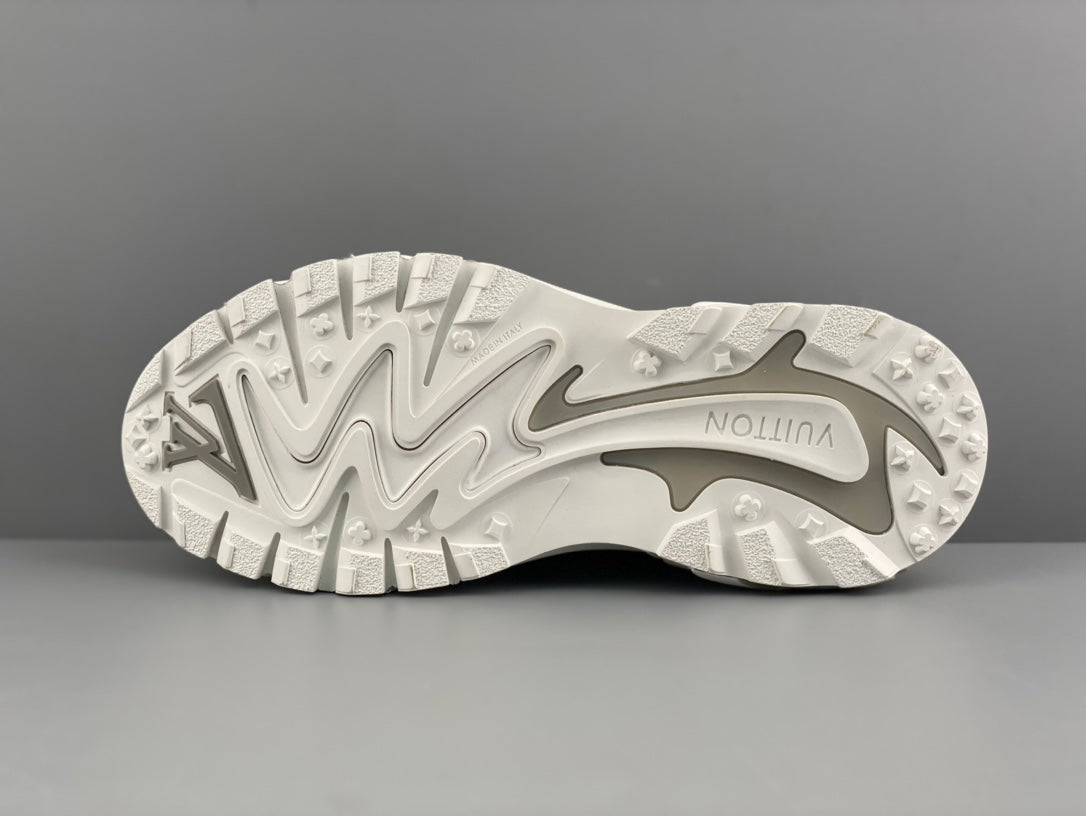 LU  Sneakers Runner