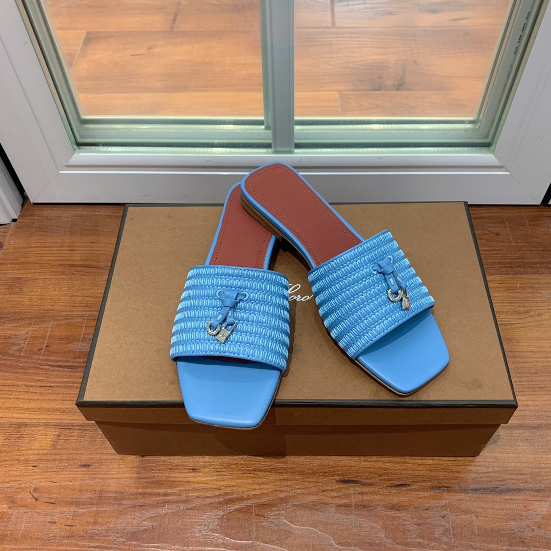 L0RA PIANO   Slippers  2 Color's