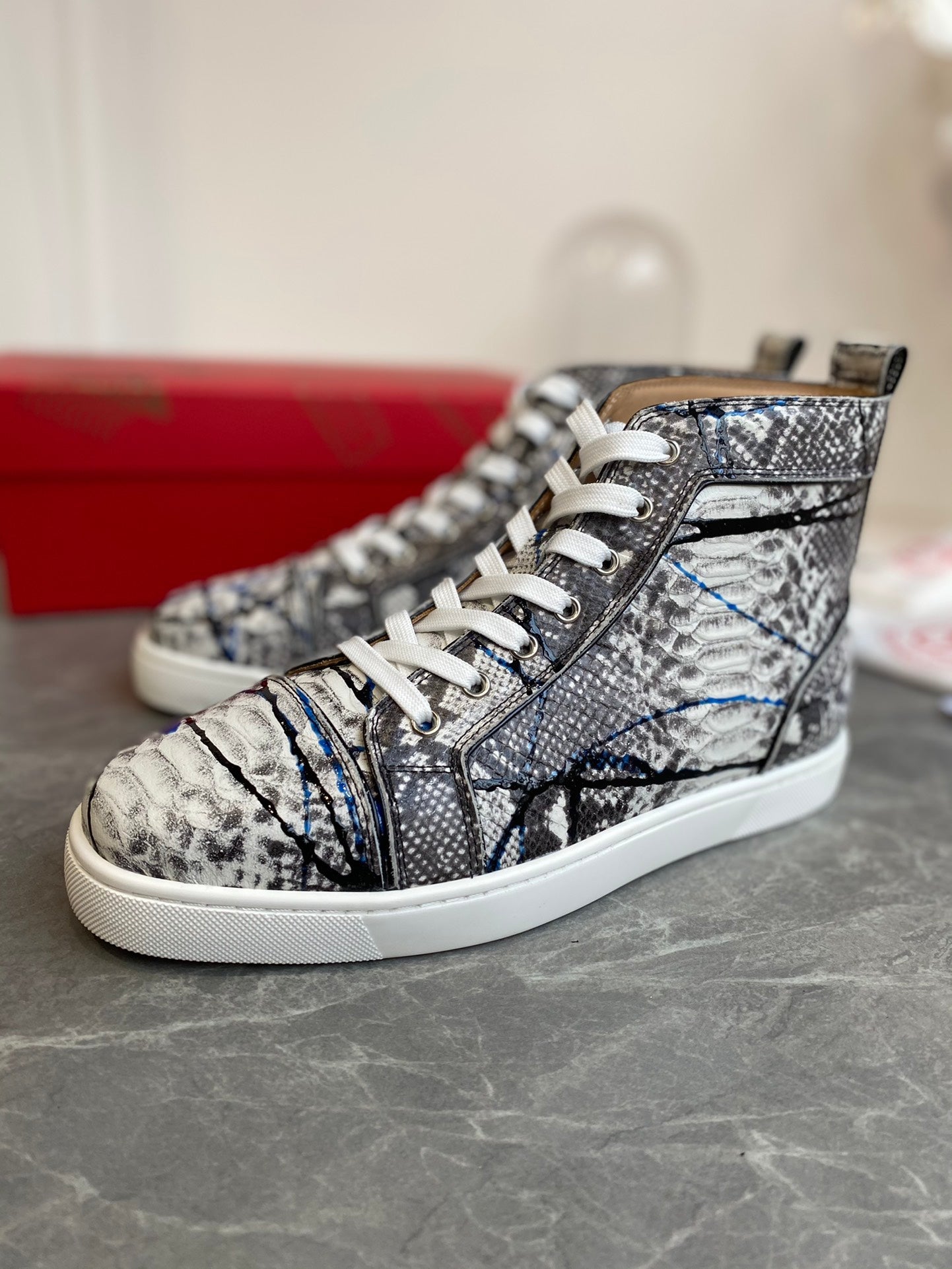 LABUTIN  Sneakers High Woman  & Man  46