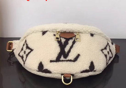 LU Bag Funny Pack Shearling