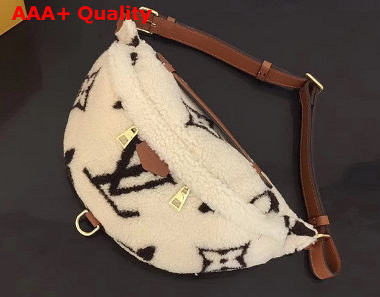 LU Bag Funny Pack Shearling