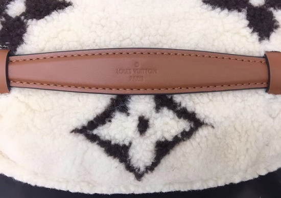 LU Bag Funny Pack Shearling