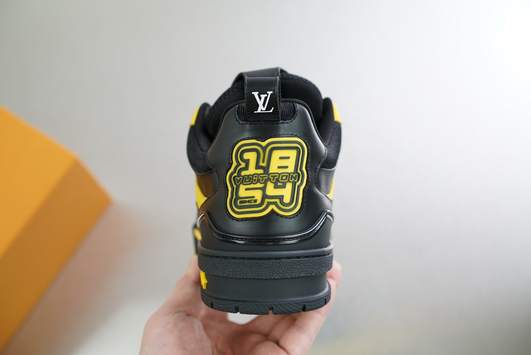 LU Runner Sneakers  4 Color 's