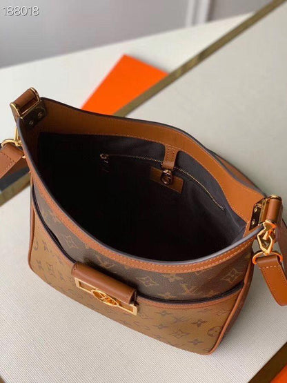 LU Bag Brown 3 Size s