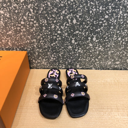 LU Appeal Slippers  2 Color 's