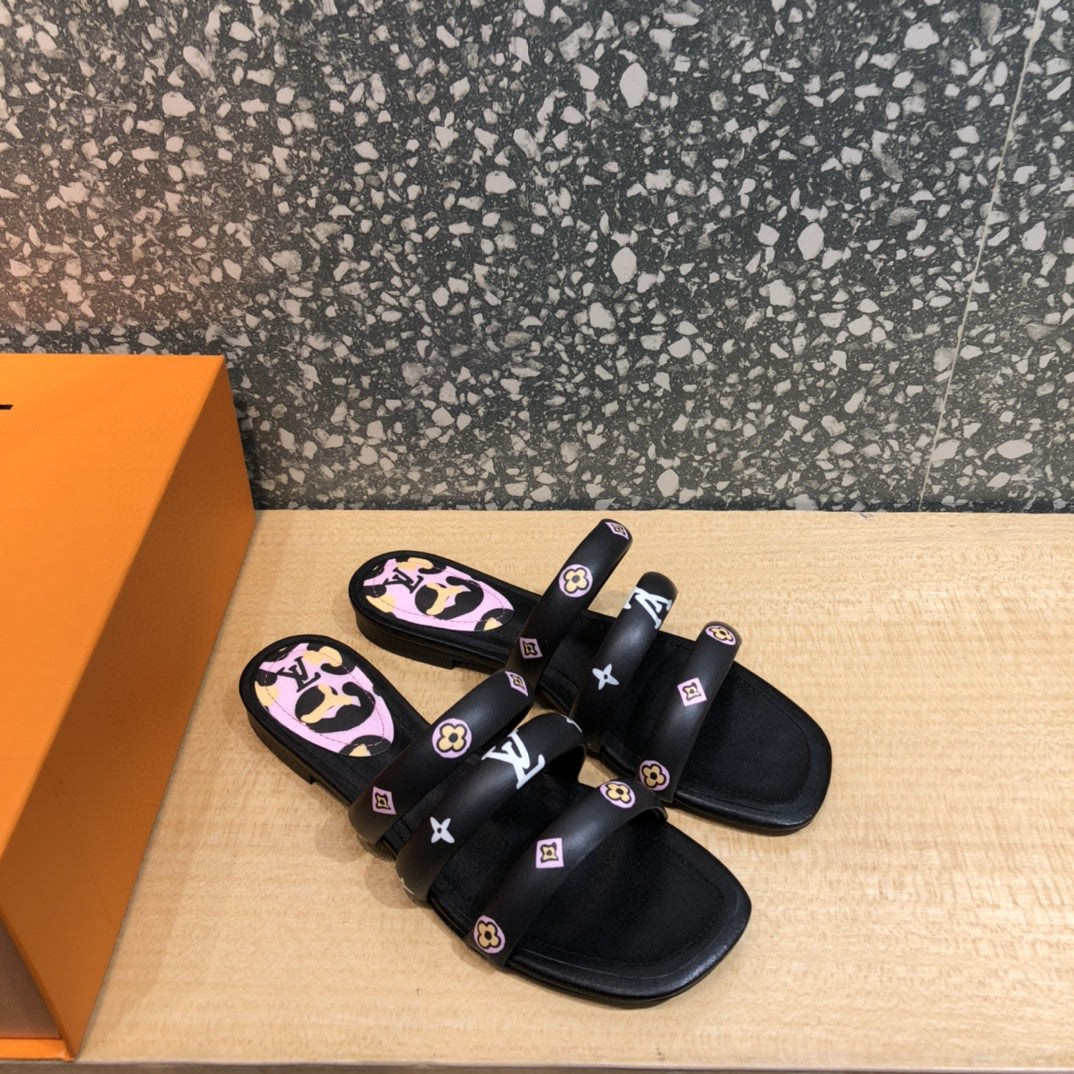 LU Appeal Slippers  2 Color 's