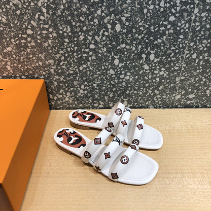 LU Appeal Slippers  2 Color 's