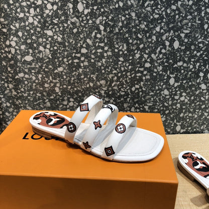 LU Appeal Slippers  2 Color 's