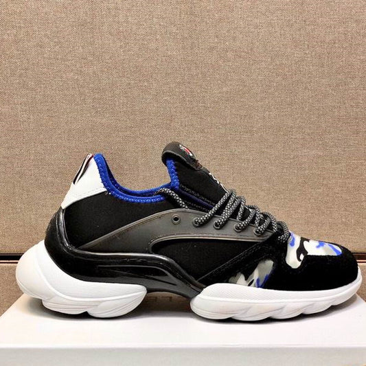 MONCR Sneakers Run Away Black