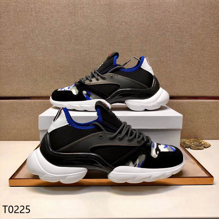 MONCR Sneakers Run Away Black