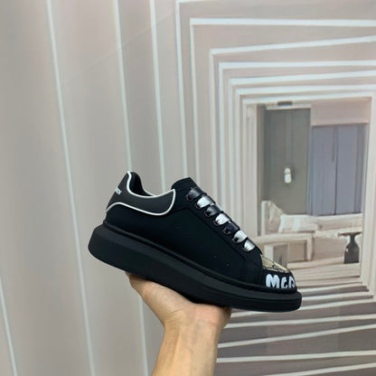 GU vs M*QUEEN  Sneakers  6 Color 's 46
