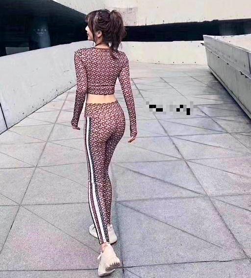 *BURBBER Sport Suits