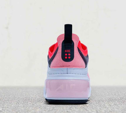N*ke  Dia Sneakers Pink